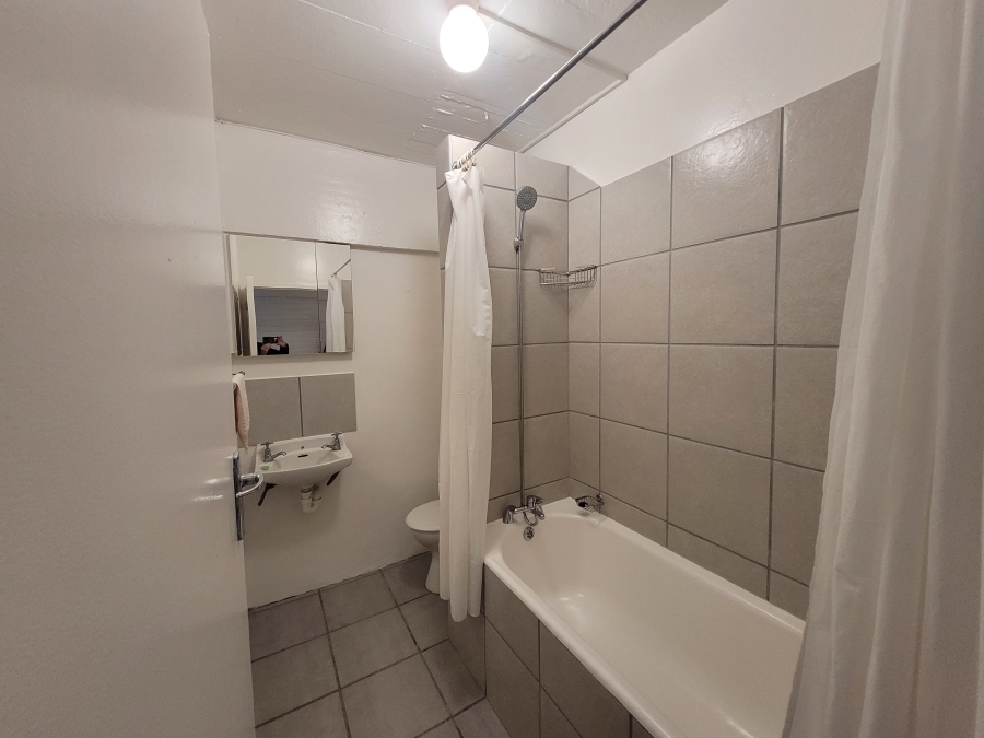 1 Bedroom Property for Sale in Humewood Eastern Cape